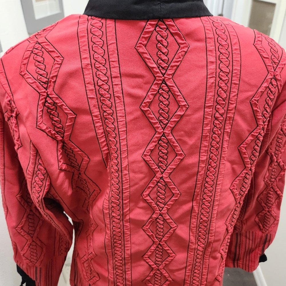 Top with Zipper - Picture 6 of 9